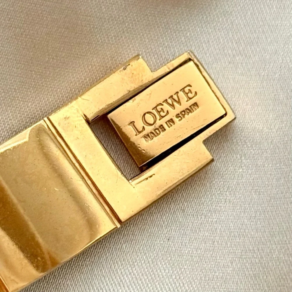 AUTHENTIC RARE VINTAGE LOEWE BLACK LEATHER WATCH - Picture 8 of 8